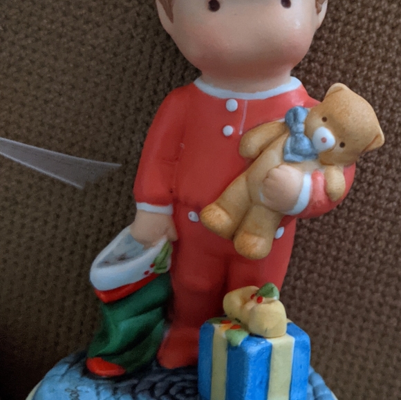 Avon 1987 Christmas Wishes 4" - Picture 2 of 5